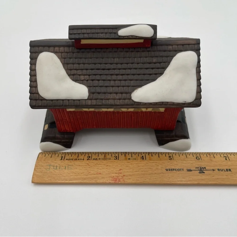 Vintage Dept 56 Heritage Village Series Maple Creek Red Covered Bridge 80s